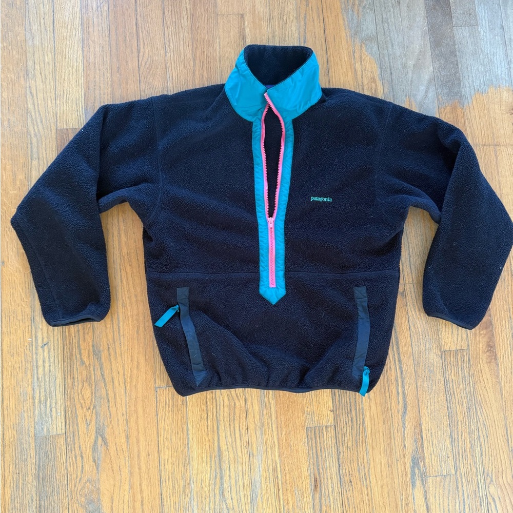 Patagonia Black and Teal Unisex Sweater